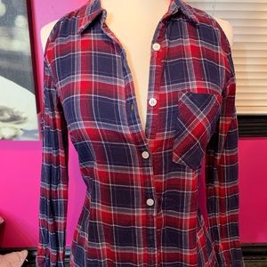 Plaid cutout shirt